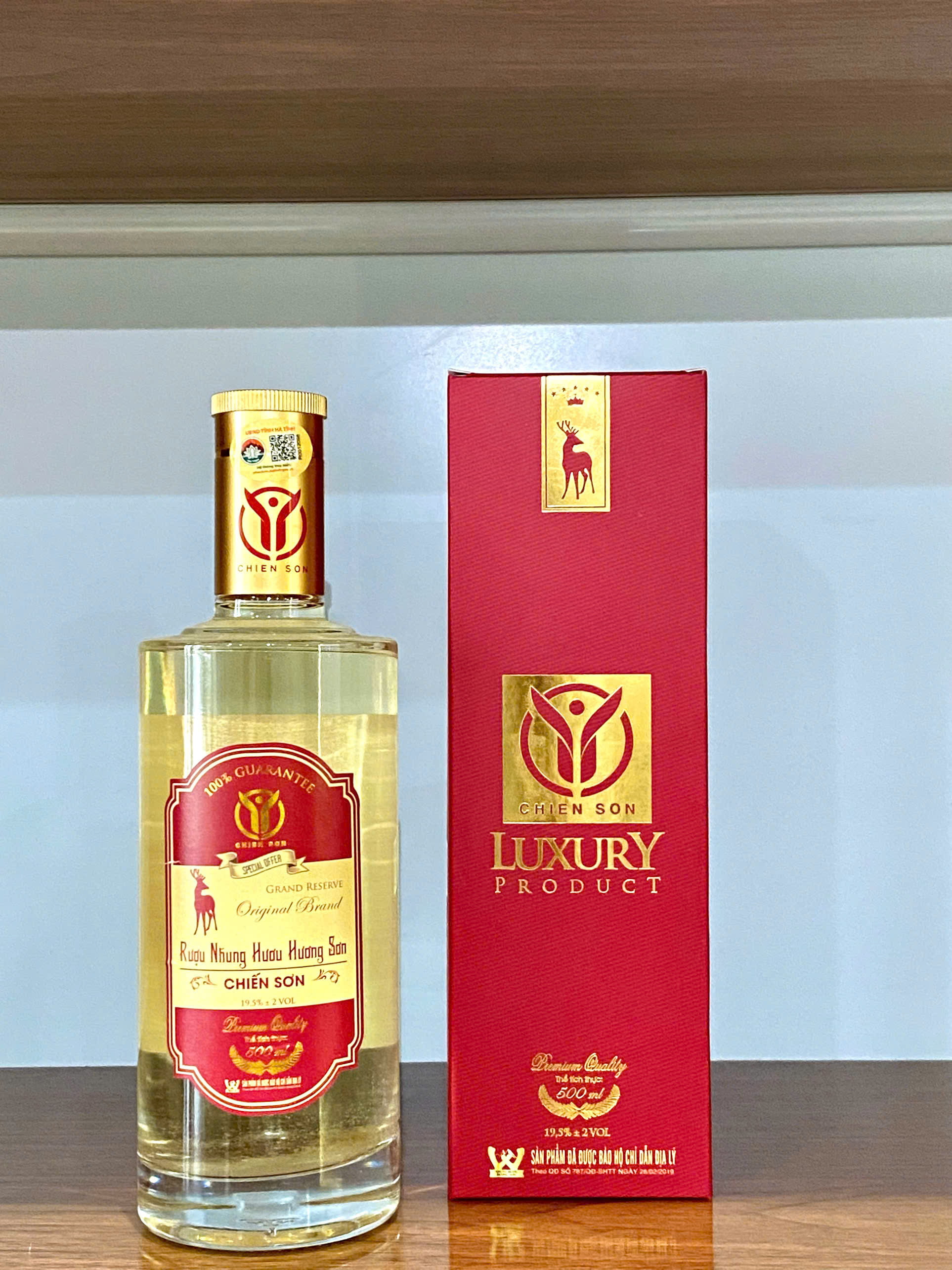 Rượu Nhung Hươu Hương Sơn Chiến Sơn 500ml (đỏ)