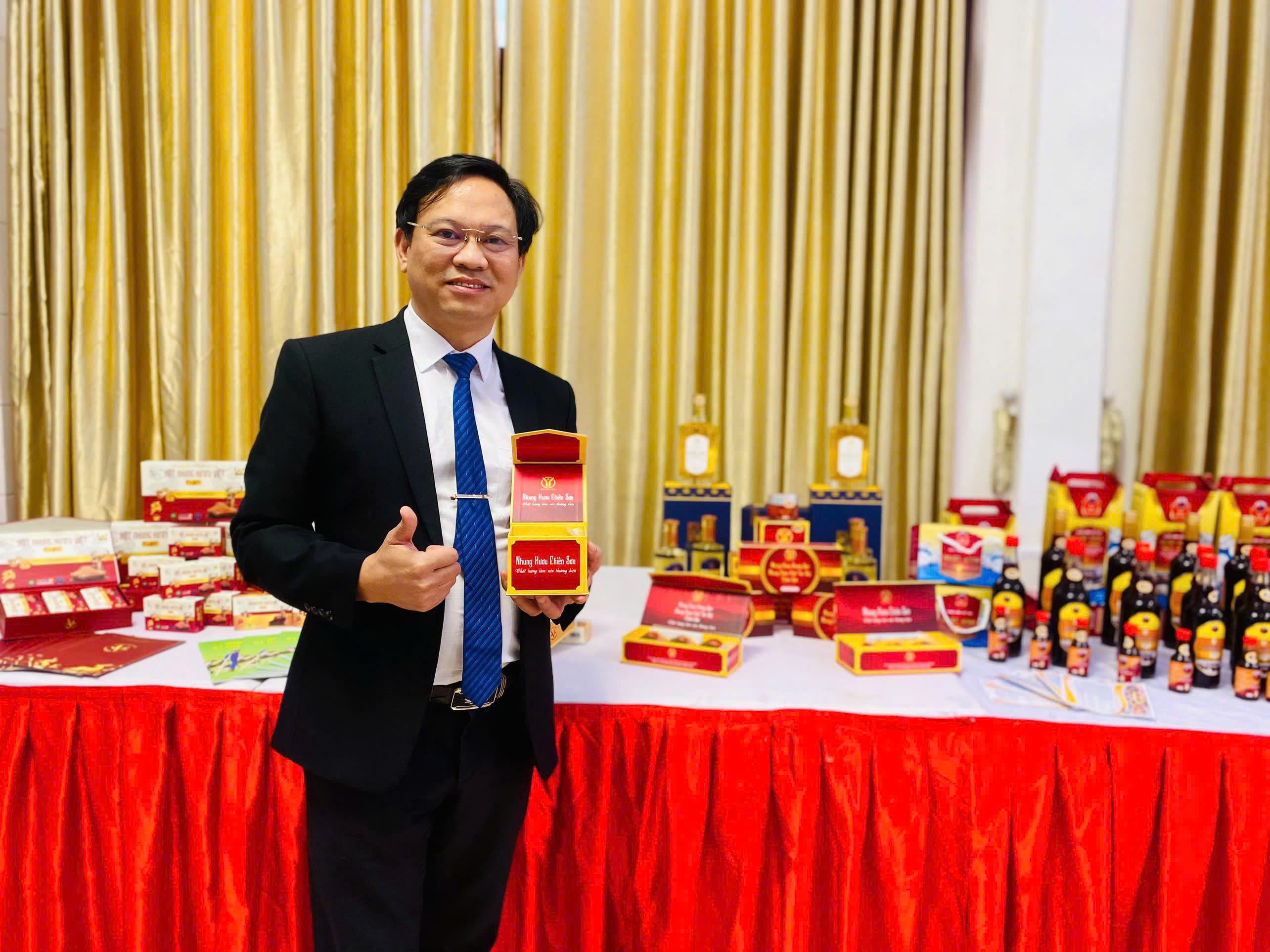 Nhung hươu Chiến Sơn khẳng định thương hiệu OCOP 4 sao